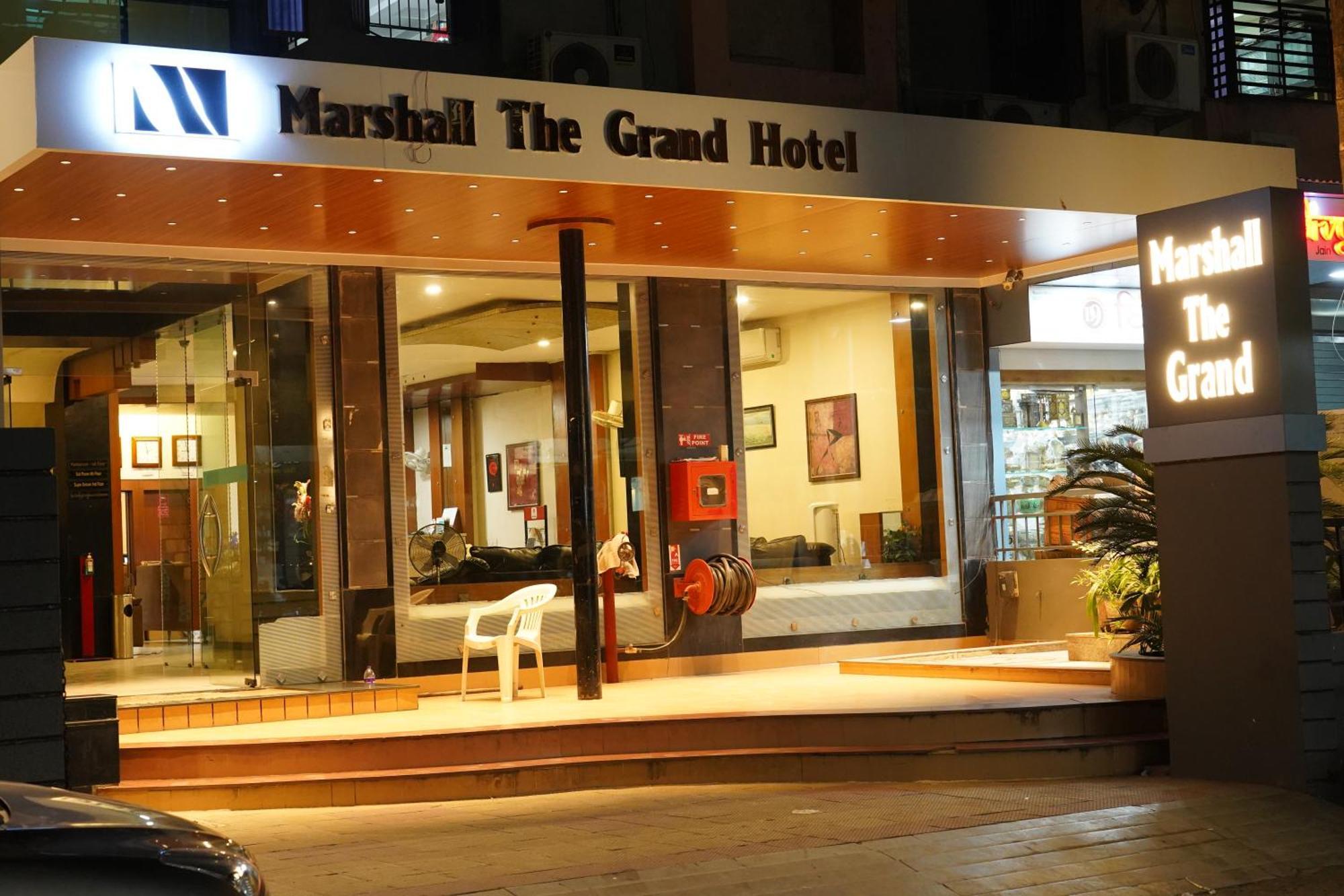 Marshall The Grand Hotel Ahmadábád Kültér fotó