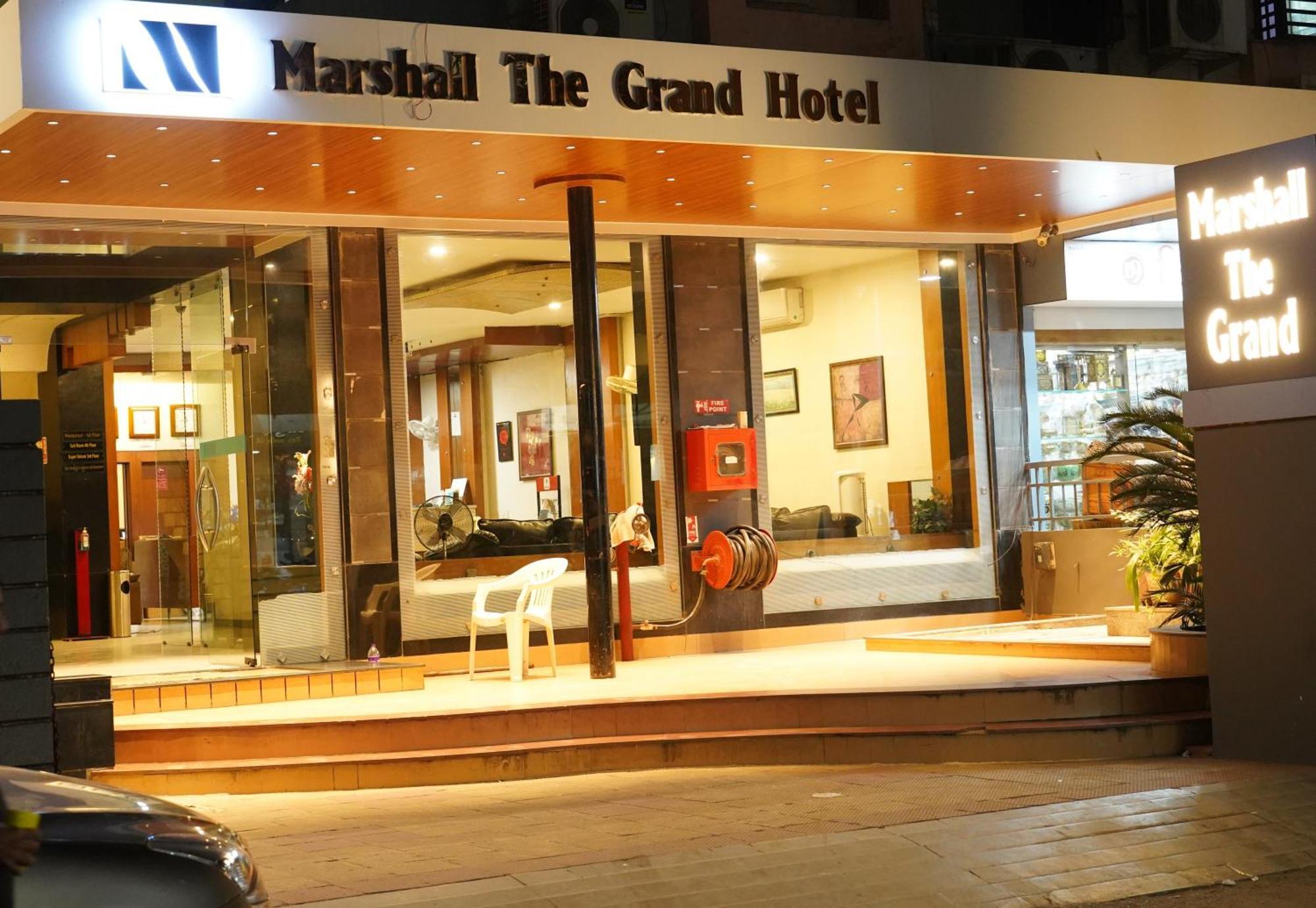 Marshall The Grand Hotel Ahmadábád Kültér fotó